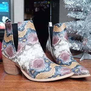 Arider Girl Booties